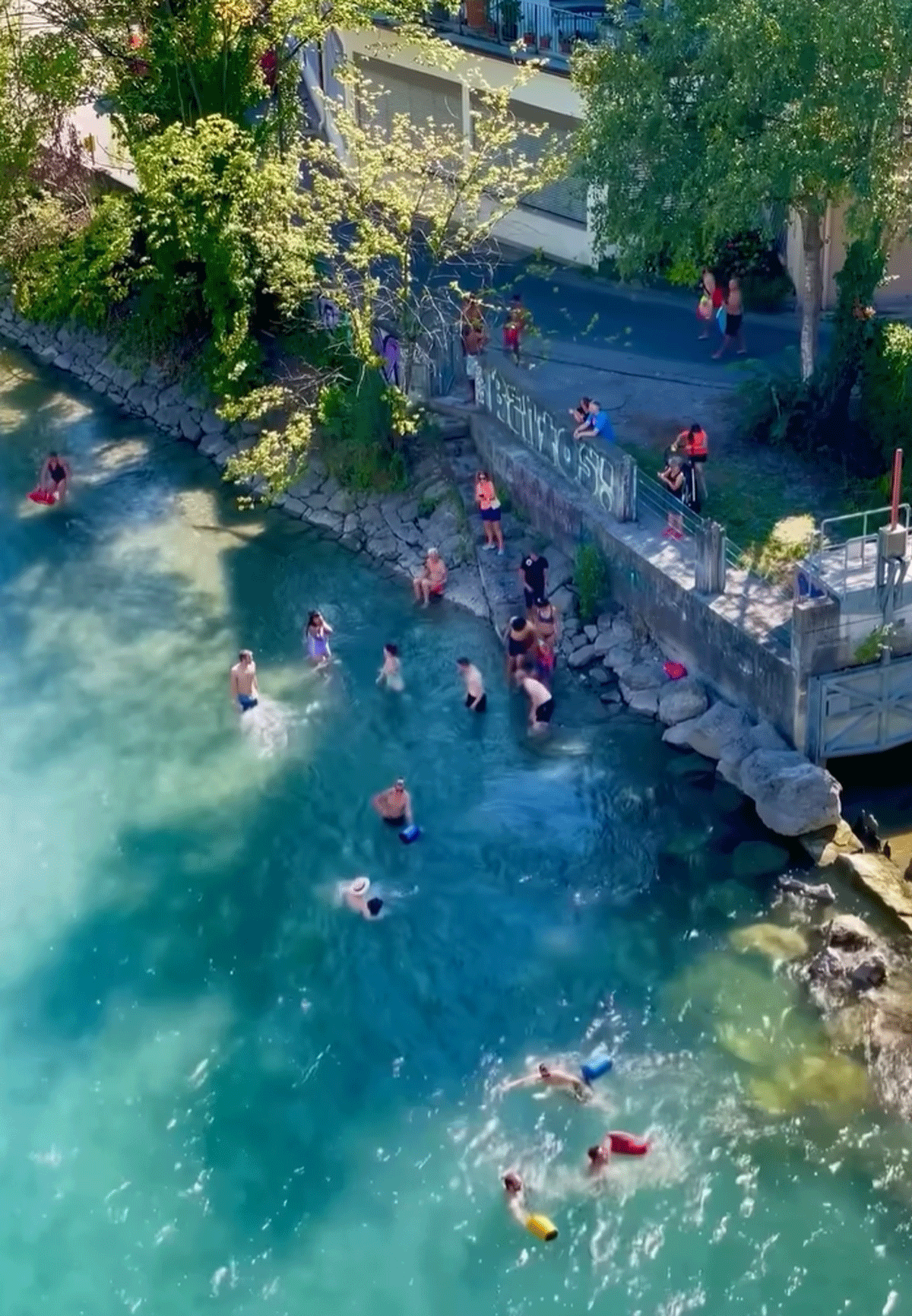 m.trip__ 인스타 캡처