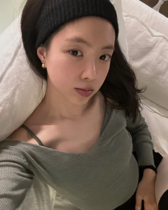 손나은 SNS