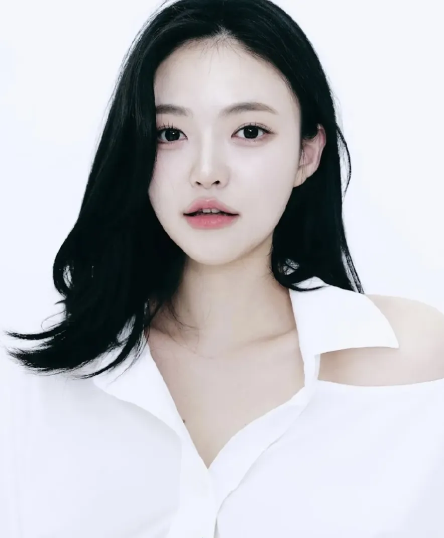 ⓒMBK 엔터테인먼트 ⓒMBK 엔터테인먼트