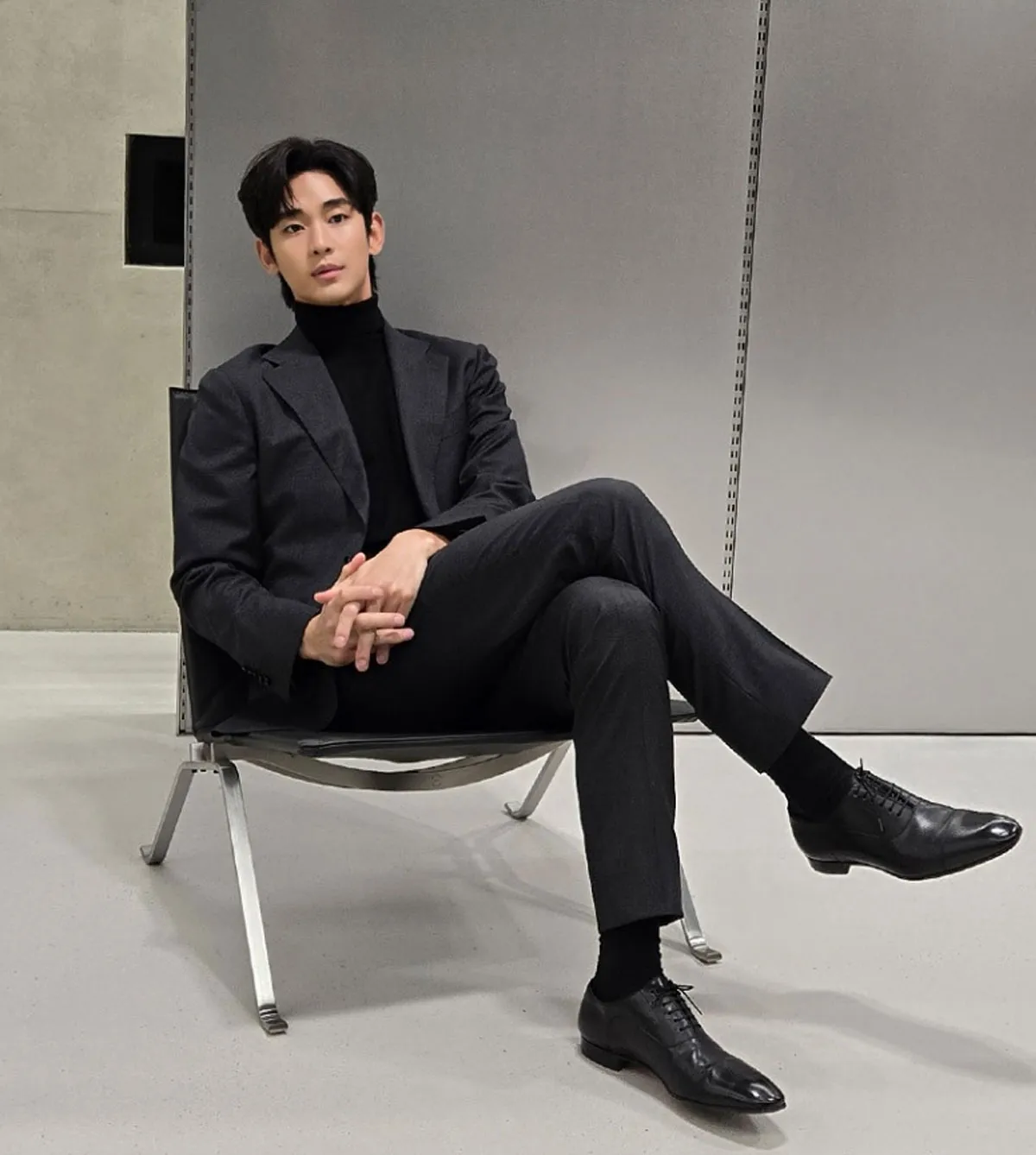김수현 / 출처: 인스타그램 김수현 / 출처: 인스타그램