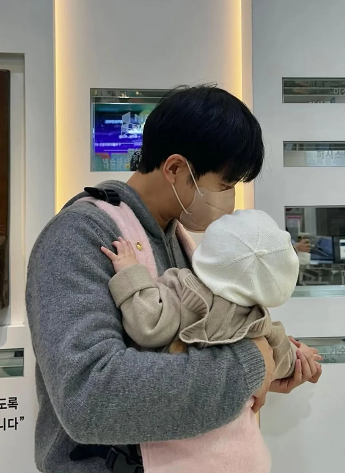 이승기와 딸 / 출처 : 인스타그램 이승기와 딸 / 출처 : 인스타그램