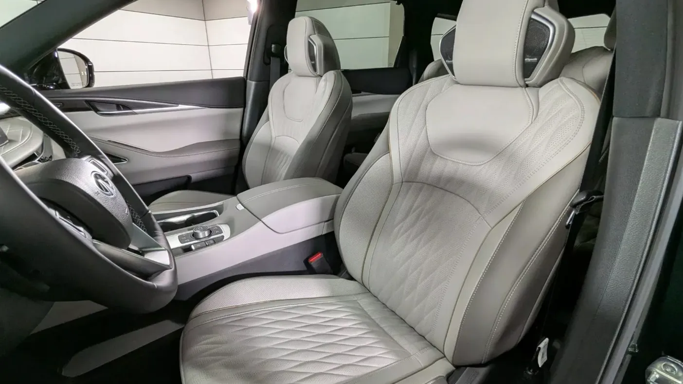 인피니티 2026년형 QX60 실내 1열시트 (출처=인피니티) 인피니티 2026년형 QX60 실내 1열시트 (출처=인피니티)