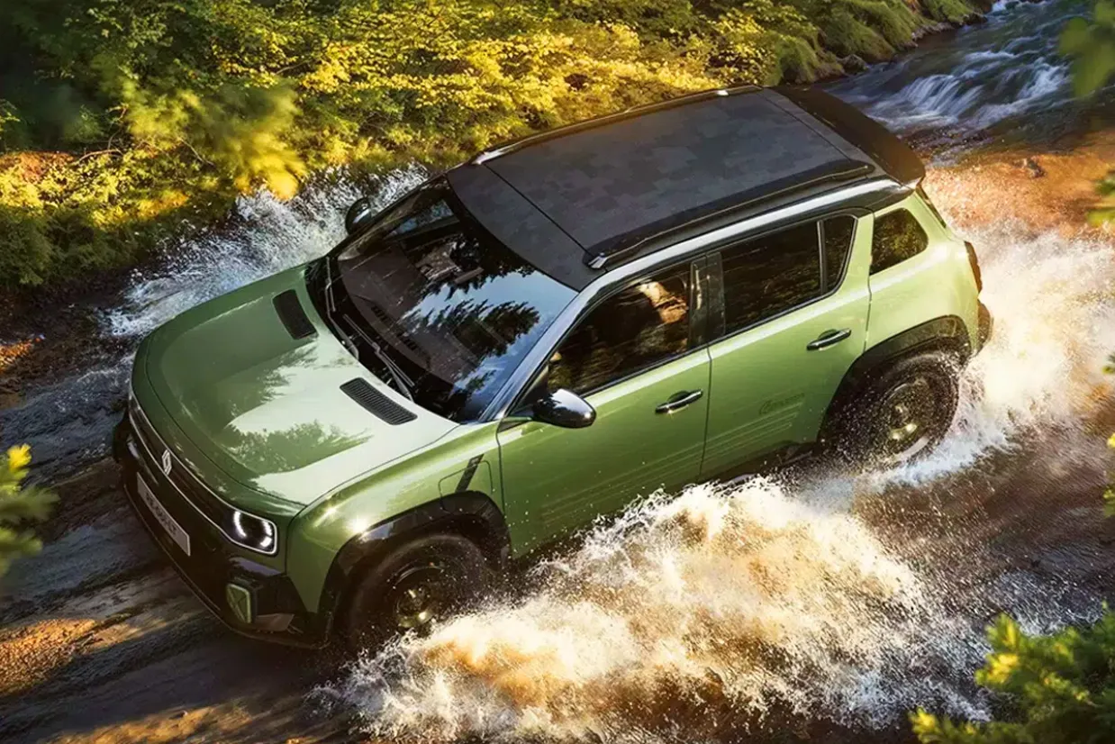 르노 4 사바나 4X4 콘셉트카 상부 (출처=르노) 르노 4 사바나 4X4 콘셉트카 상부 (출처=르노)