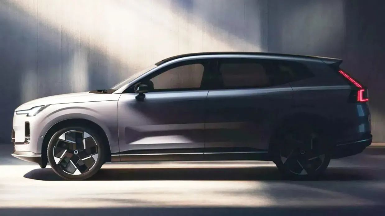 볼보 신형 XC70 측면 (출처=볼보) 볼보 신형 XC70 측면 (출처=볼보)