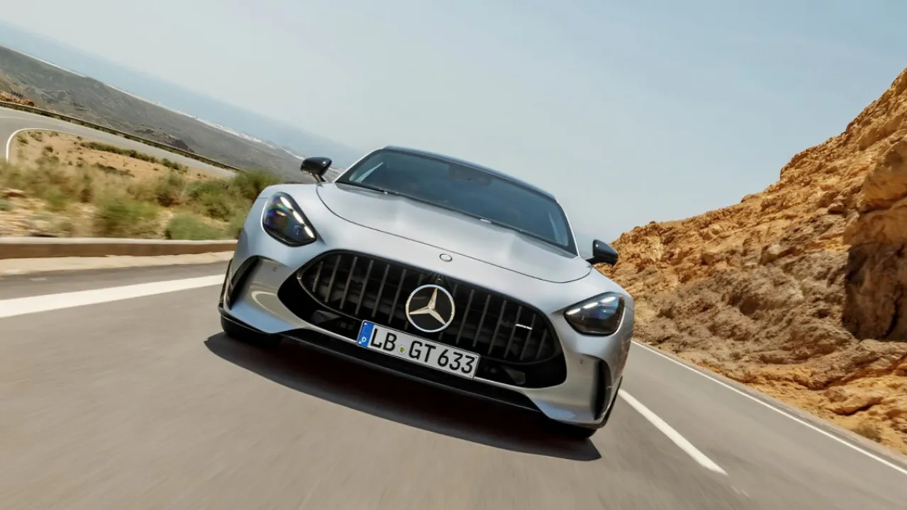 메르세데스-AMG GT 55 4MATIC+ 정면 (출처=메르세데스-벤츠) 메르세데스-AMG GT 55 4MATIC+ 정면 (출처=메르세데스-벤츠)