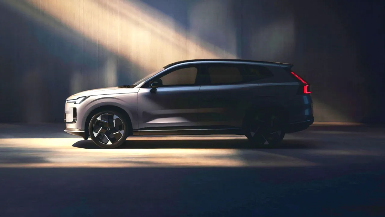 볼보 XC70 측면 (출처=볼보) 볼보 XC70 측면 (출처=볼보)