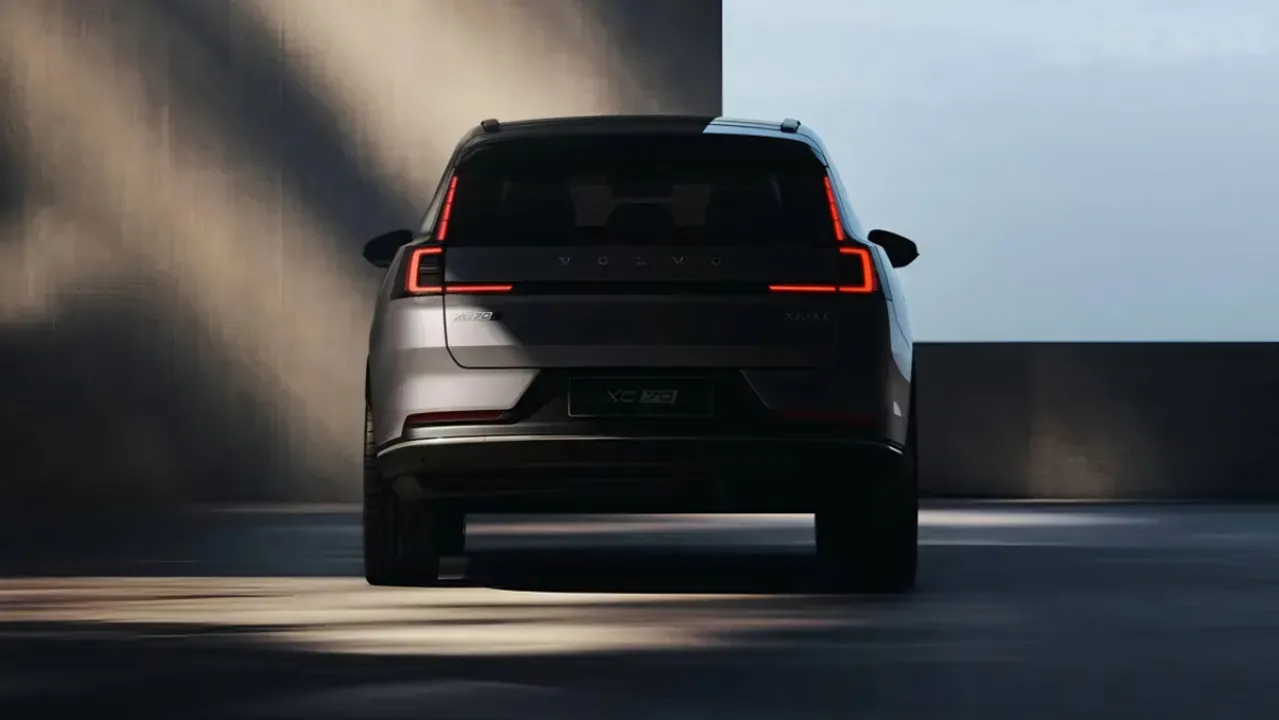 볼보 XC70 후면 (출처=볼보) 볼보 XC70 후면 (출처=볼보)