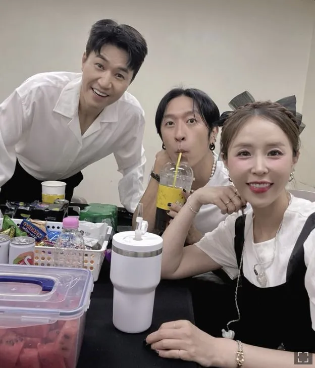 신지 SNS 신지 SNS