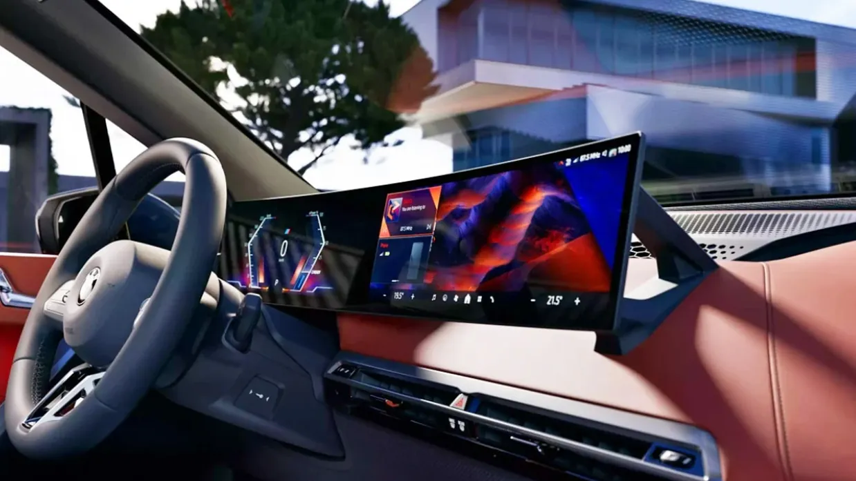 BMW iX 실내 디스플레이 (출처=BMW코리아) BMW iX 실내 디스플레이 (출처=BMW코리아)