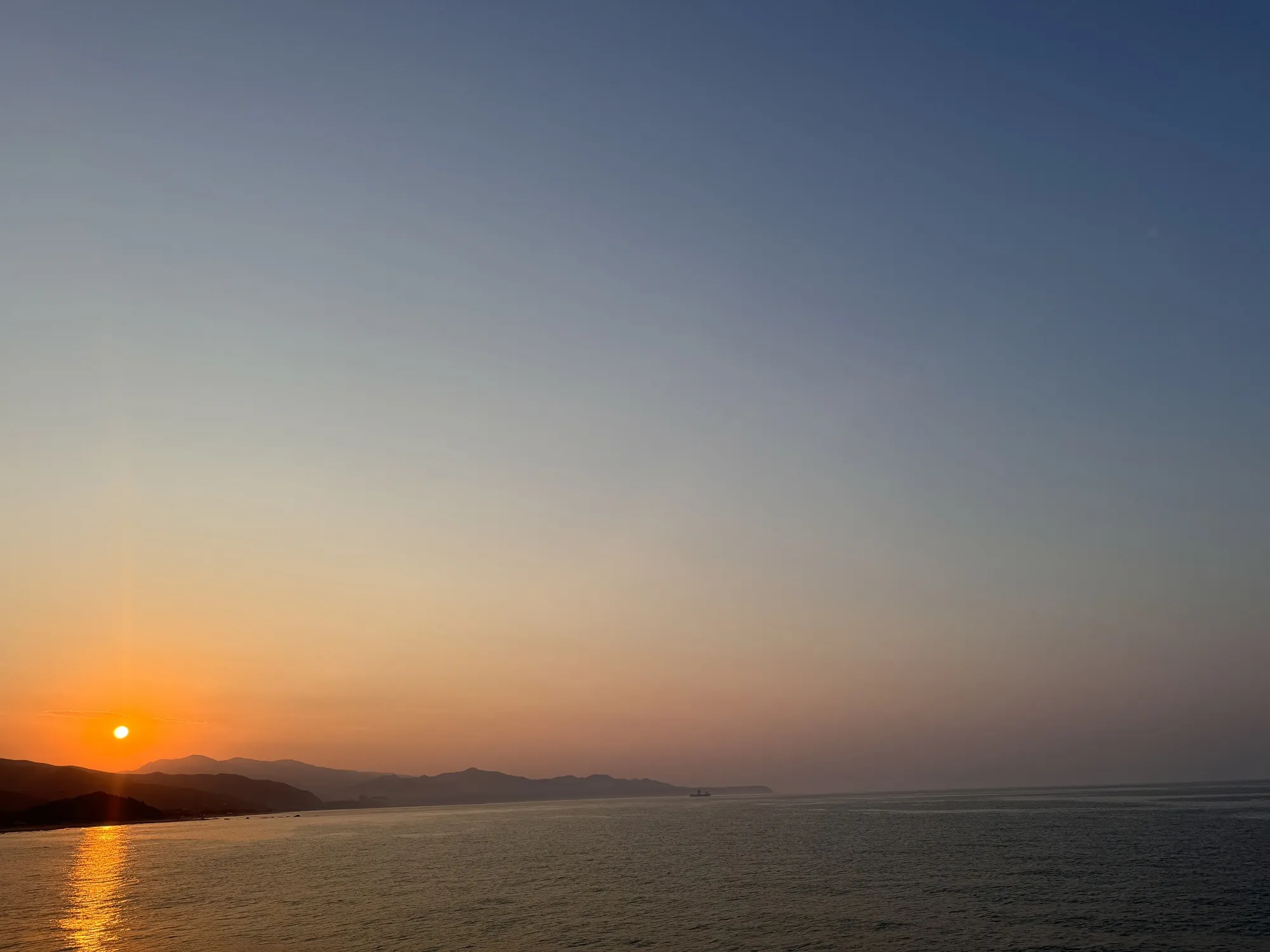 동해바다 / 사진 : 박동식 동해바다 / 사진 : 박동식