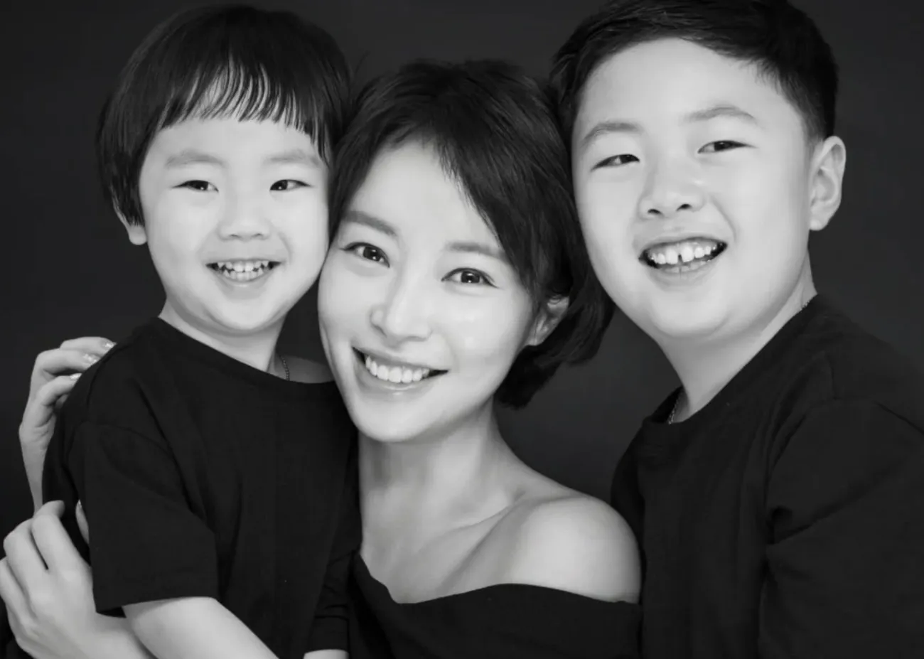 사진=황정음 SNS 사진=황정음 SNS