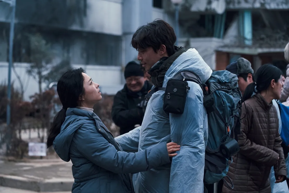 넷플릭스 추천 영화 ‘콘크리트 유토피아‘ 박서준, 박보영 넷플릭스 추천 영화 ‘콘크리트 유토피아‘ 박서준, 박보영