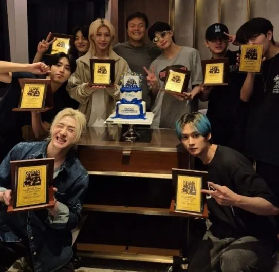 스트레이 키즈 SNS 스트레이 키즈 SNS