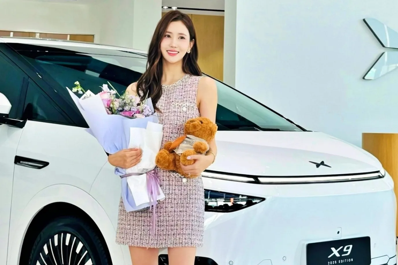 이다해가 직접 구매한 샤오펑 X9 (출처=이다해 SNS)