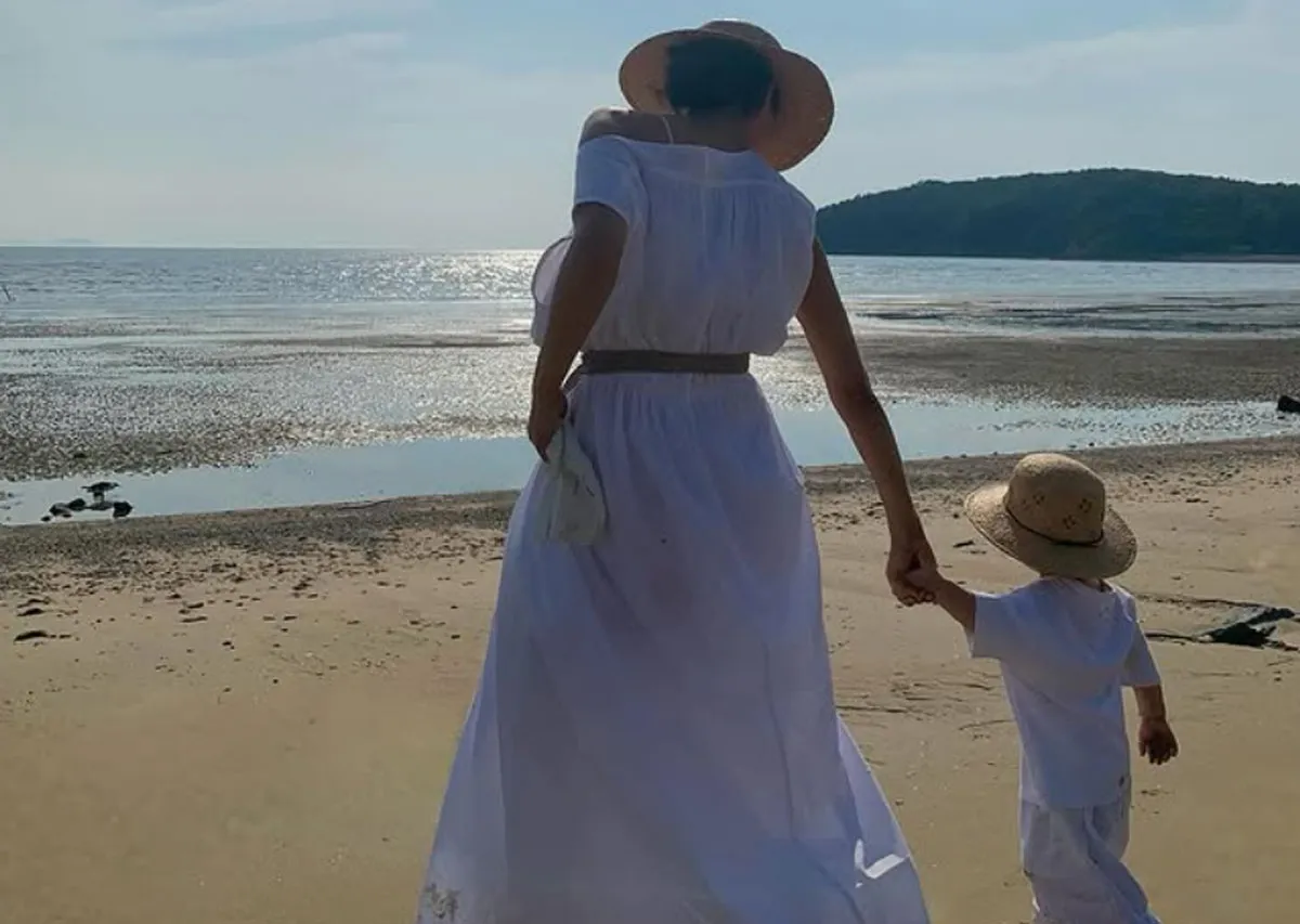 모델 출신 방송인 문가비와 아들 / 출처 : 인스타그램 모델 출신 방송인 문가비와 아들 / 출처 : 인스타그램