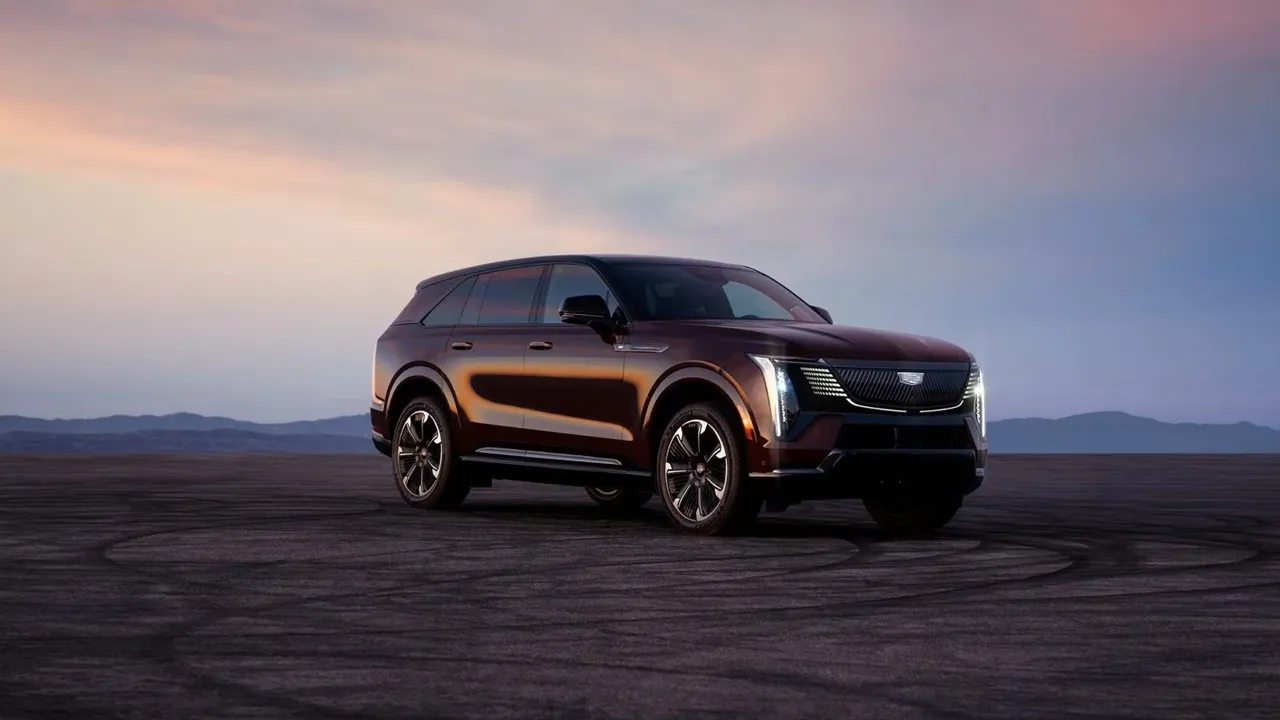 에스컬레이드 IQ, 11월 국내 출시 / 캐딜락 에스컬레이드 IQ, 11월 국내 출시 / 캐딜락