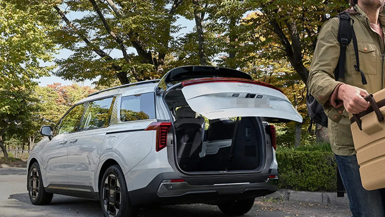 카니발 2025년형 / 기아자동차