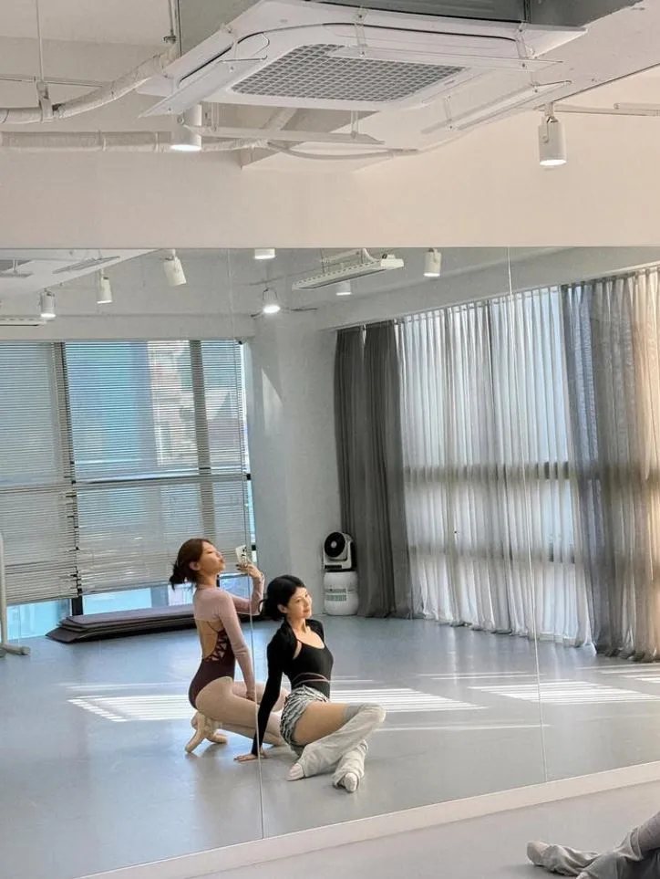 소녀시대 서현, 수영 / 사진 = 서현 SNS