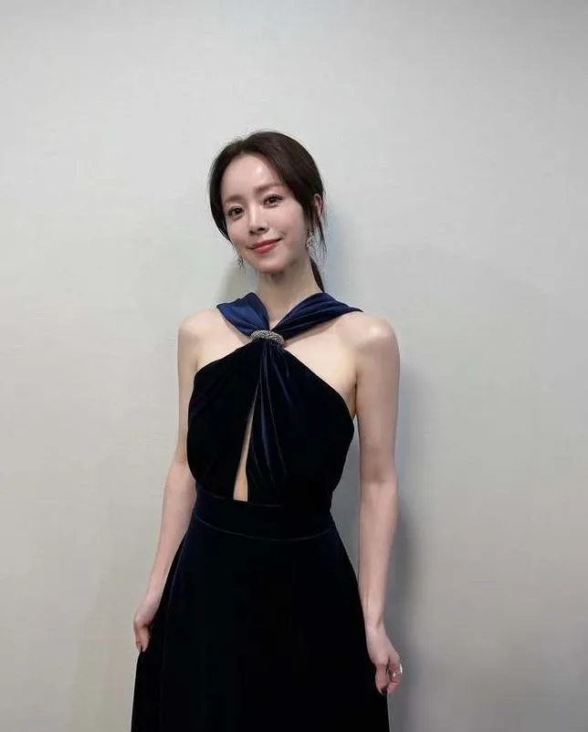 한지민, BH 엔터테인먼트