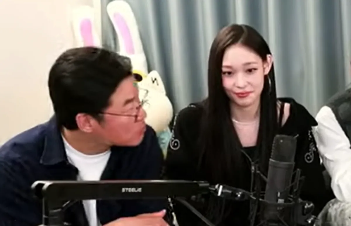 나영석 PD(왼쪽)와 올데이 프로젝트 애니. 유튜브 채널 ‘채널십오야’ 캡처