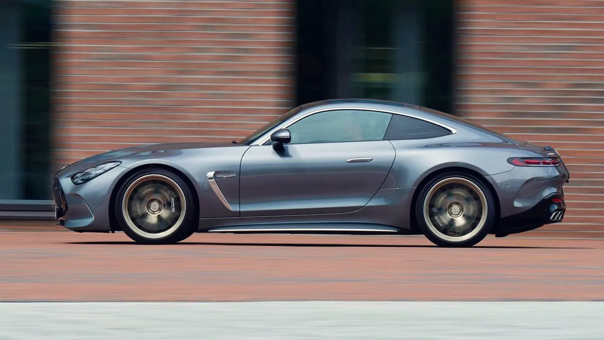 GT 63 S E 퍼포먼스 / 메르세데스-AMG