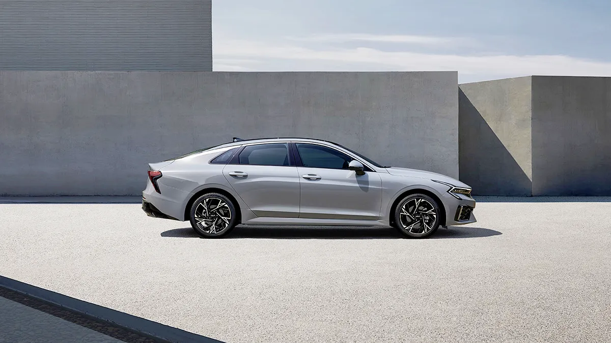 K5 하이브리드 / 기아