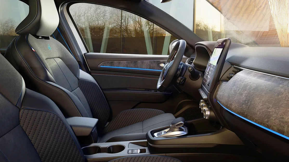 아르카나 실내 / 르노