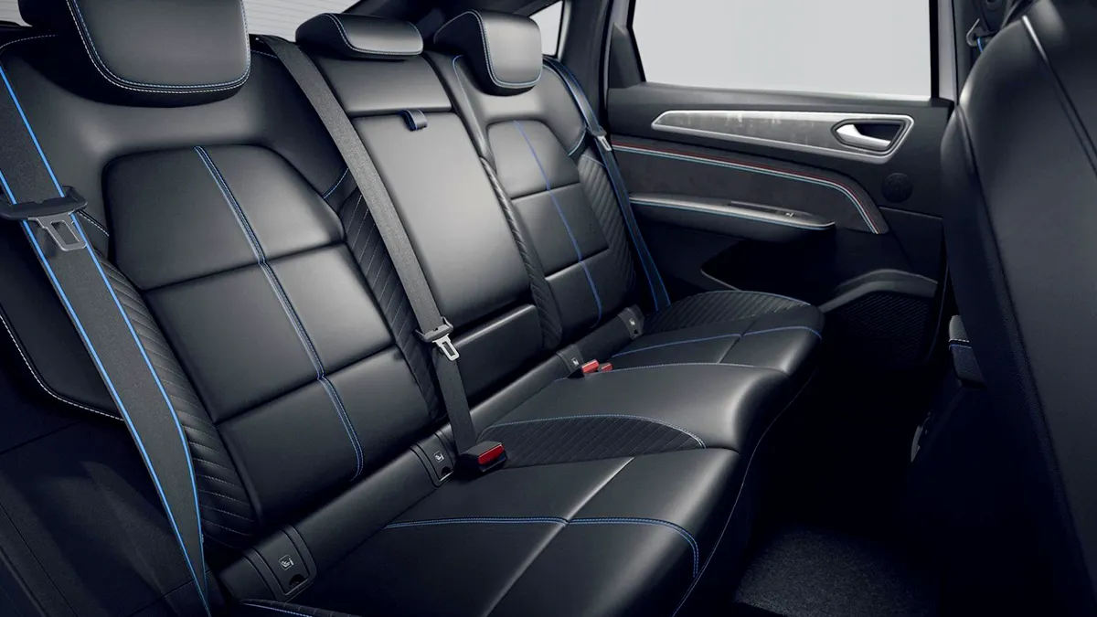 아르카나 실내 / 르노