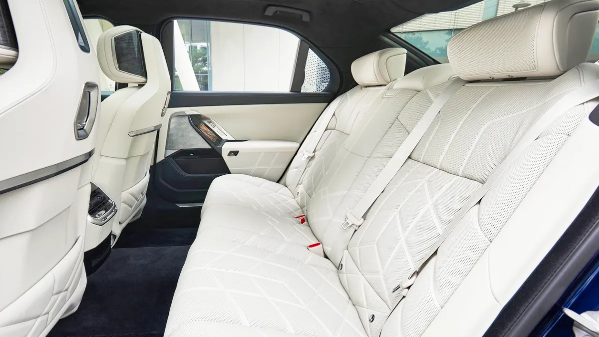 7시리즈 실내 / BMW