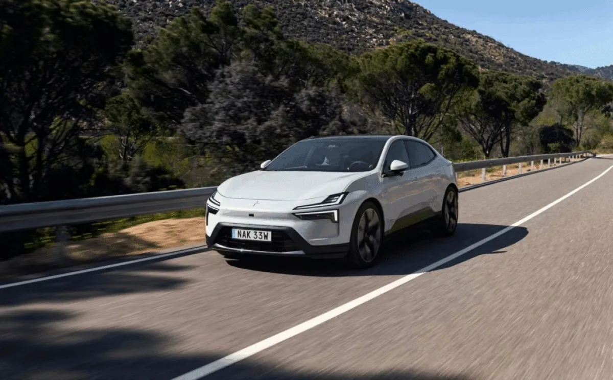 폴스타 4/출처-폴스타