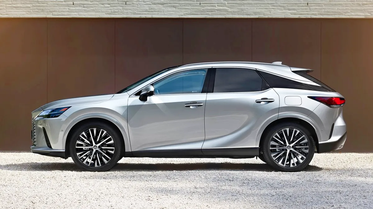 렉서스 RX 450h+ / 렉서스