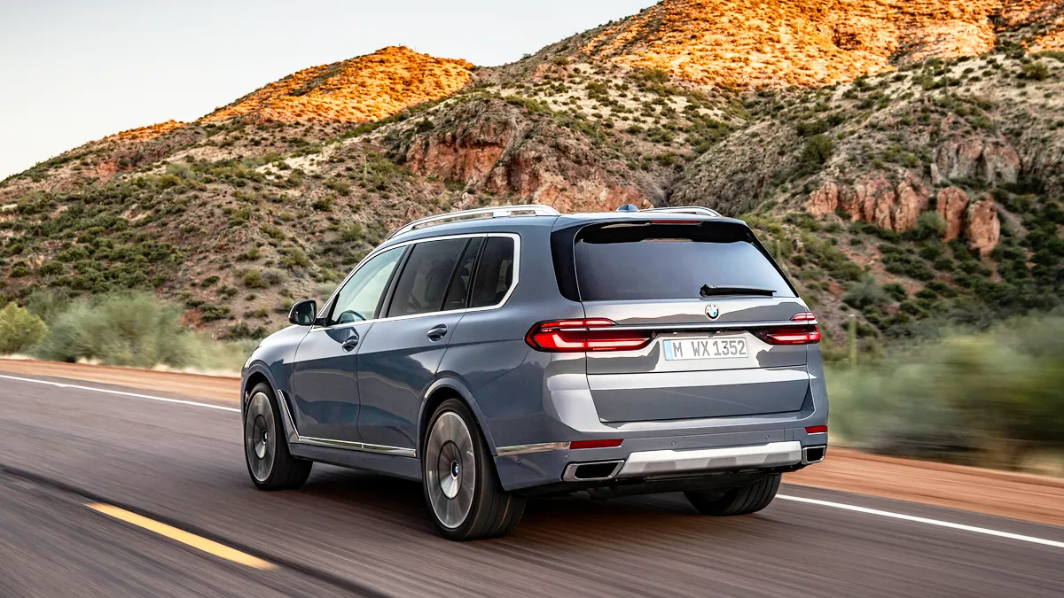 X7 / BMW