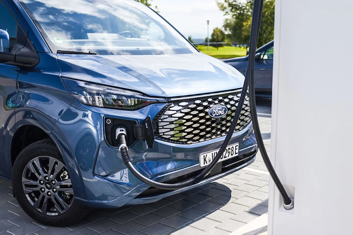 e-트랜짓 - 출처 : 포드