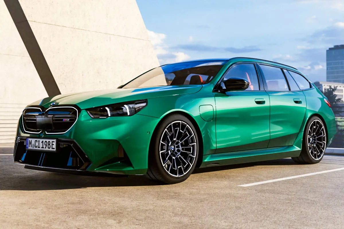 M5 투어링 - 출처 : BMW