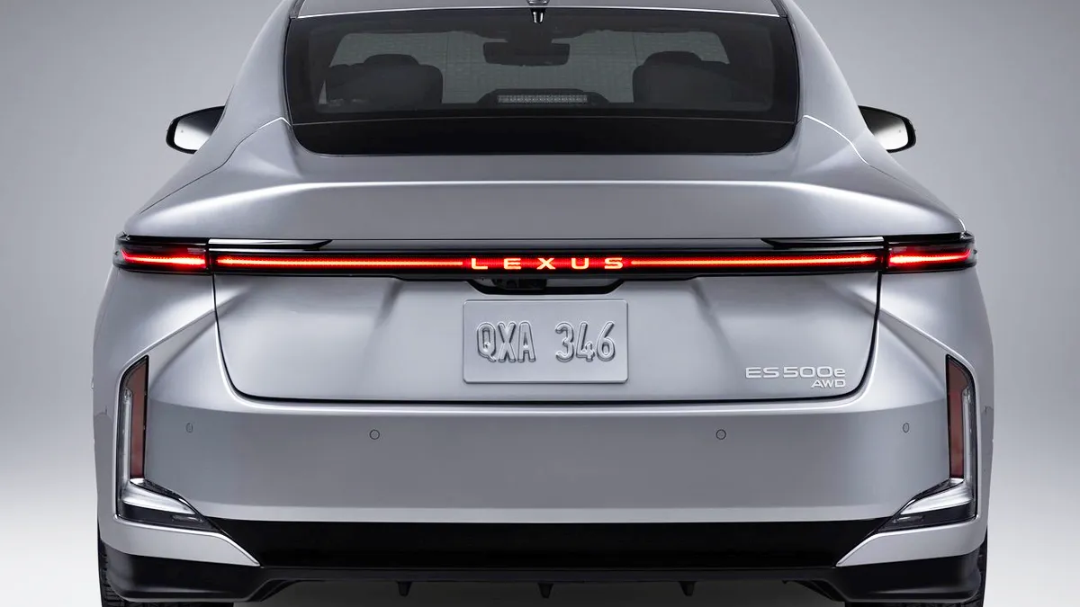 렉서스 ES / 렉서스