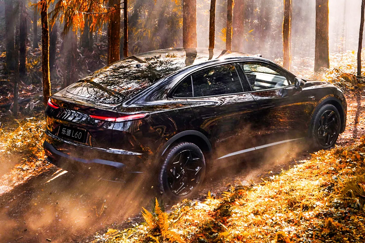 온보 L60 블랙 에디션 - 출처 : 니오