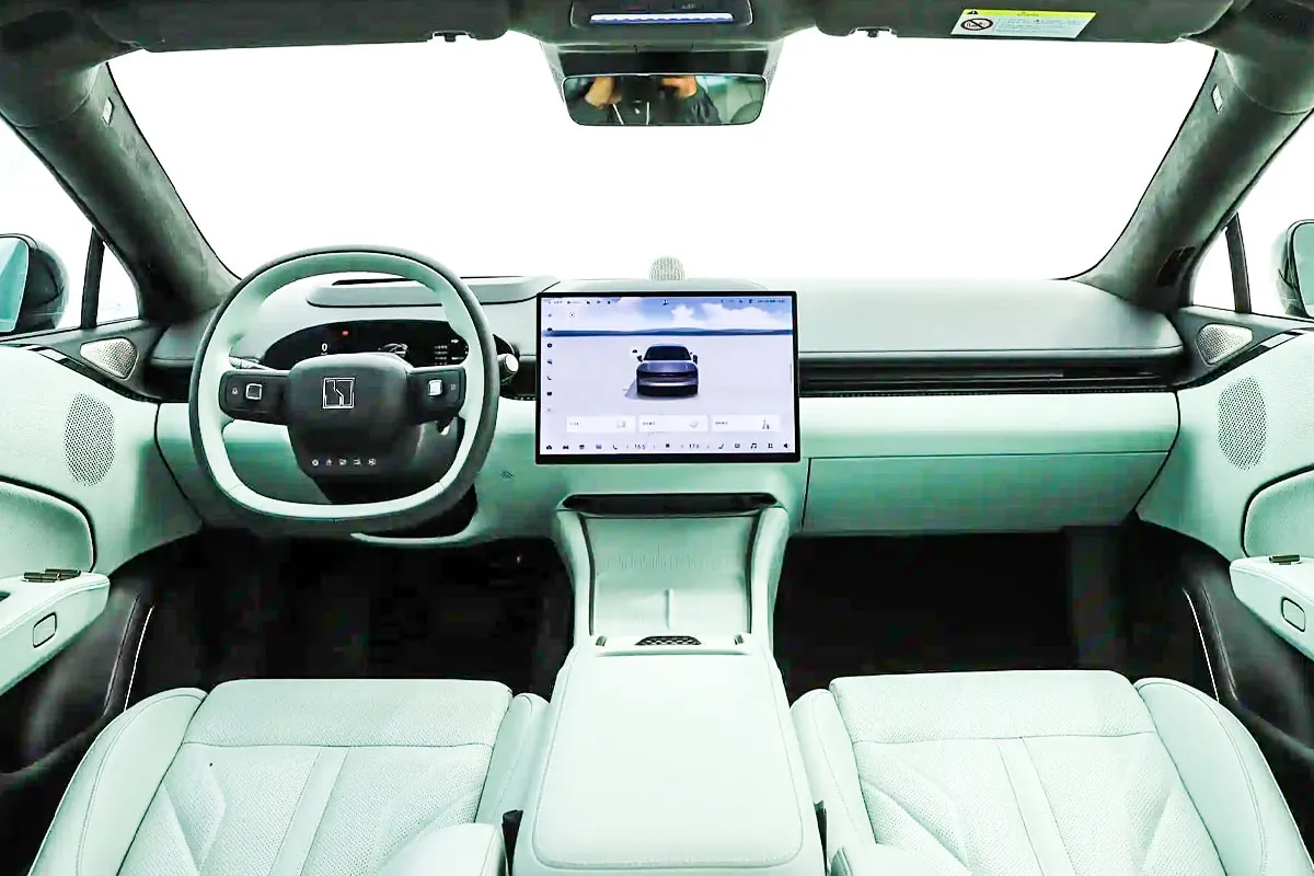 007 GT - 출처 : 지커