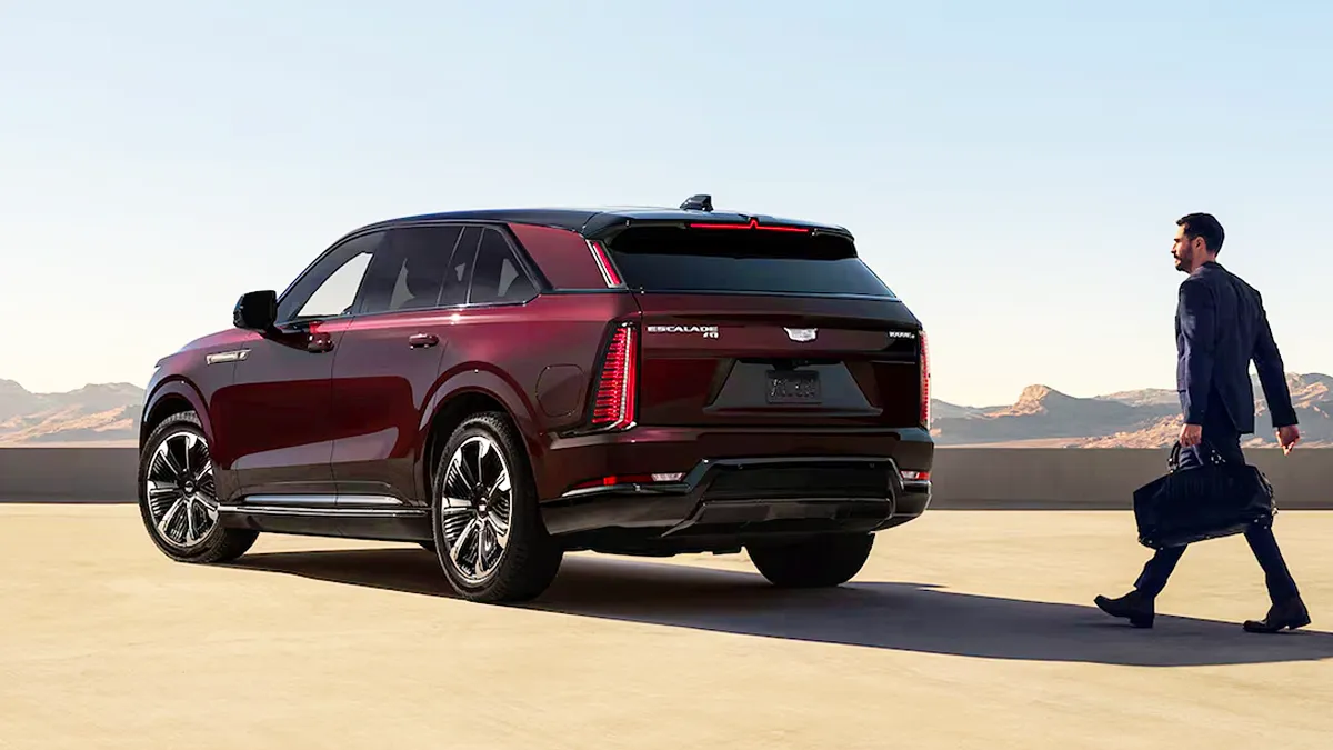 에스컬레이드 IQ / 캐딜락