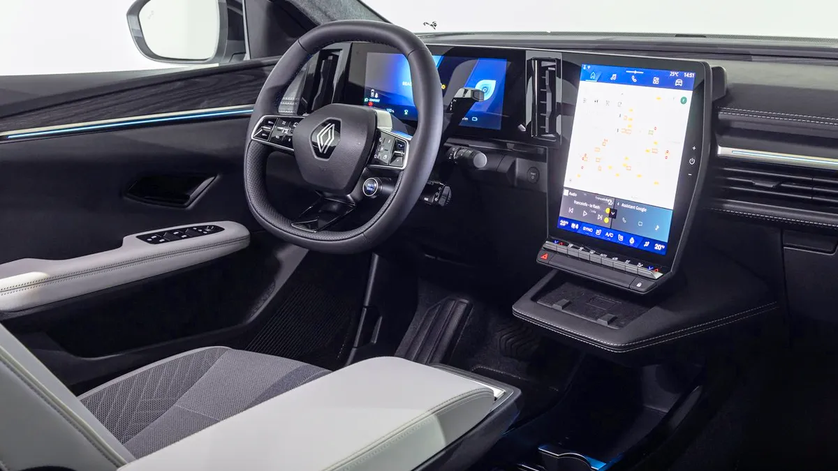 세닉 실내 / 르노코리아