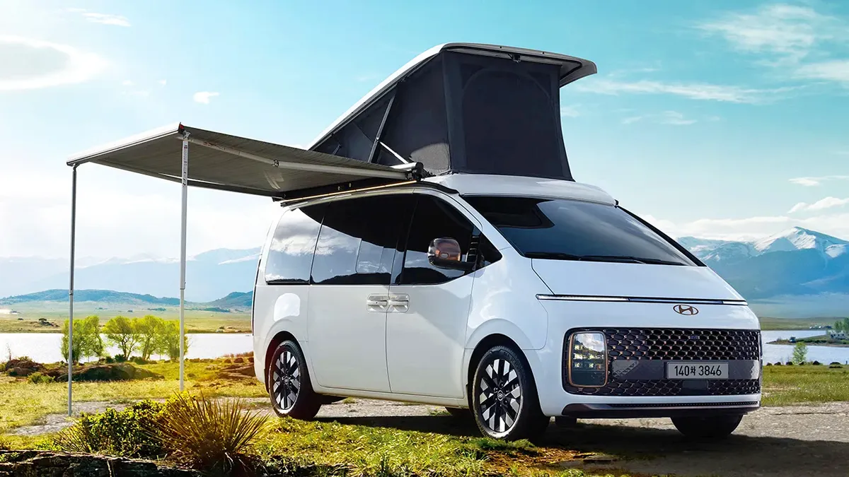 스타리아 라운지 캠퍼 하이브리드 / 현대자동차