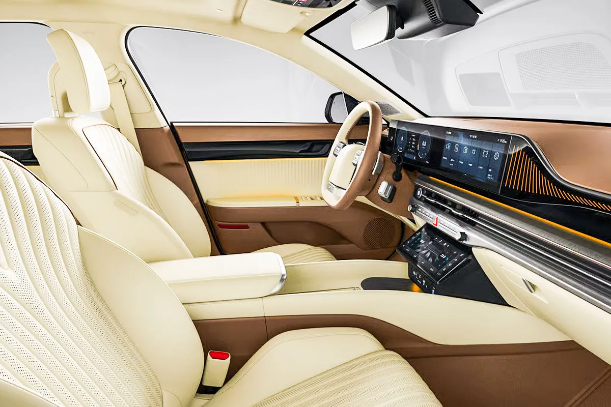 그랜저 - 출처 : 현대자동차