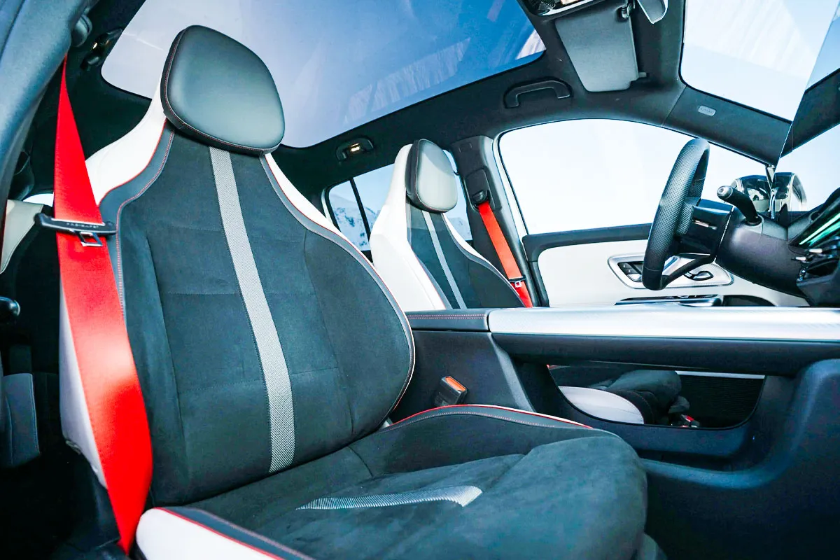 GLB - 출처 : 메르세데스-벤츠