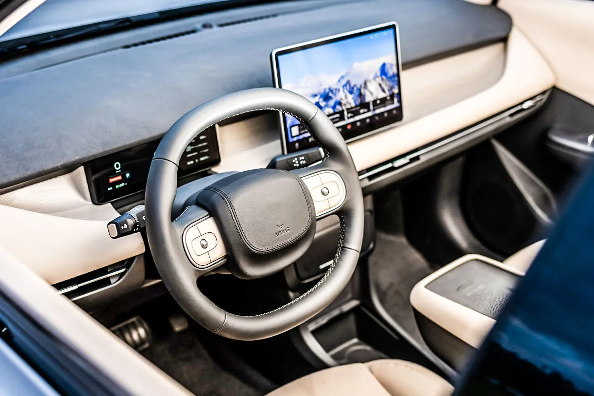 아이조이 - 출처 : 에볼루트