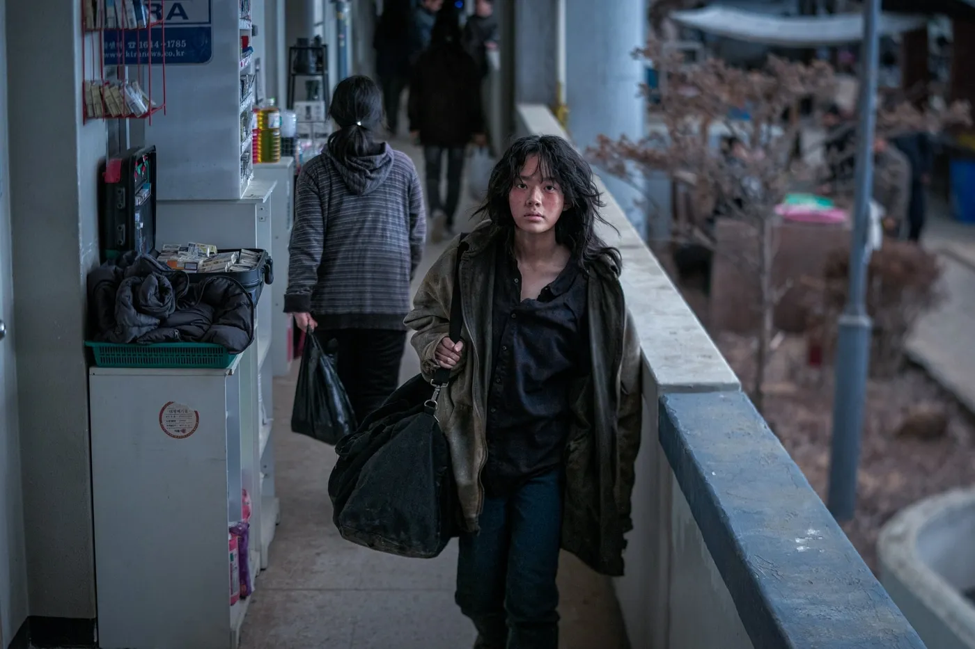 영화 ‘콘크리트 마켓’ 스틸컷. 롯데엔터테인먼트 제공