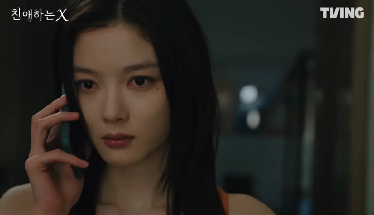 배우 김유정. 티빙 오리지널 시리즈 ‘친애하는 X’ 방송화면