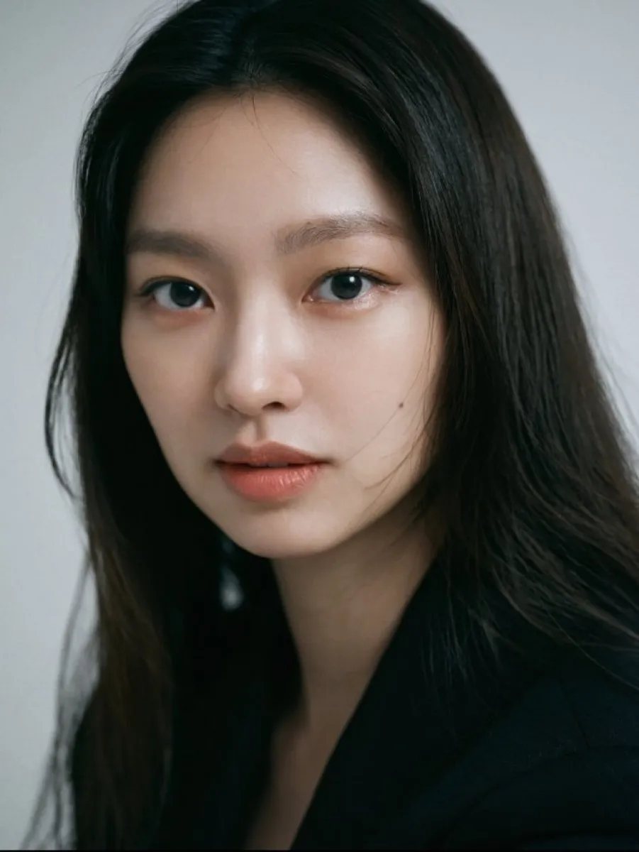 배우 최유화. 클로버컴퍼니 제공