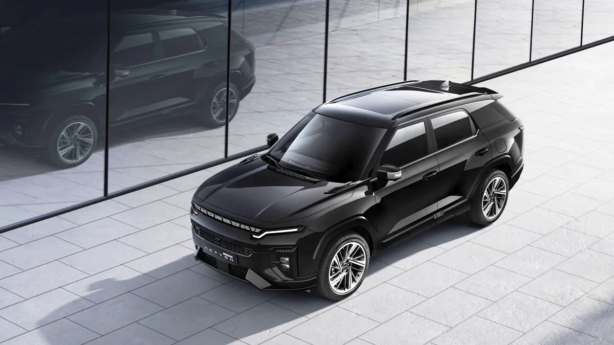 액티언 하이브리드 / KGM