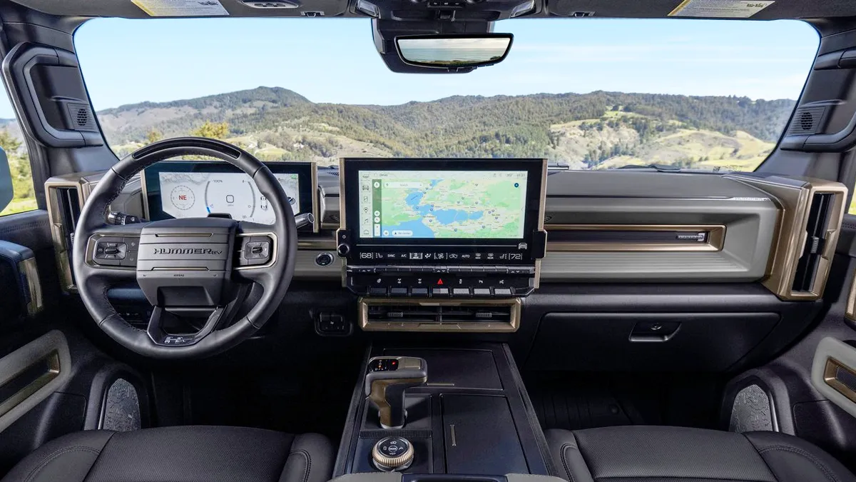 허머 EV SUV 실내 / GMC