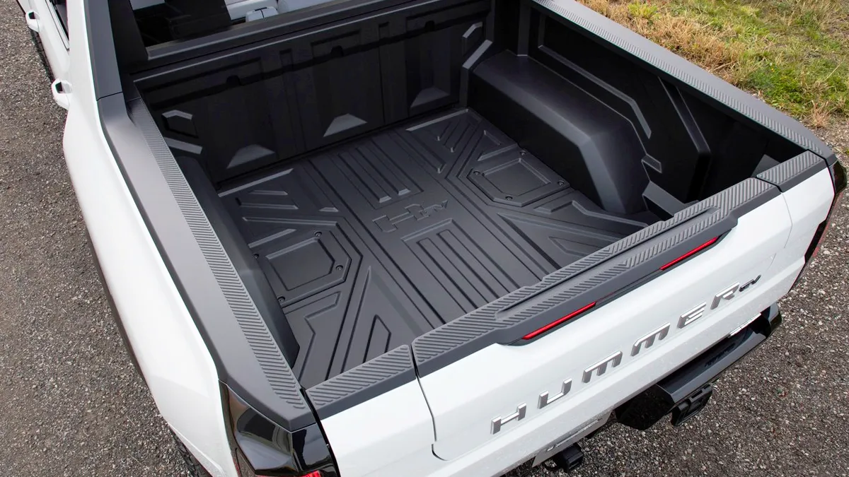 허머 EV 픽업 / GMC