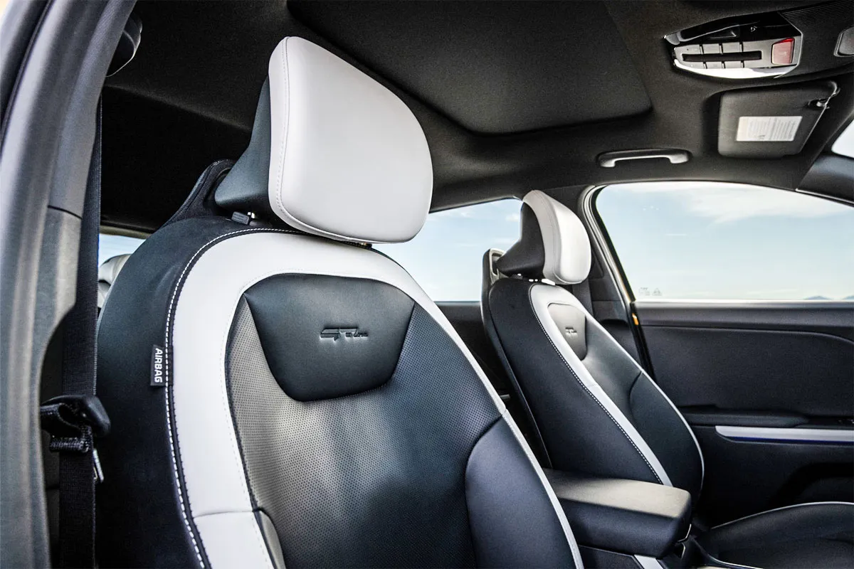 K4 해치백 - 출처 : 기아